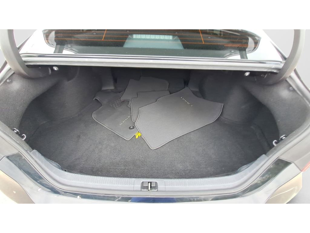 Used 2022 Toyota Camry LE image 12