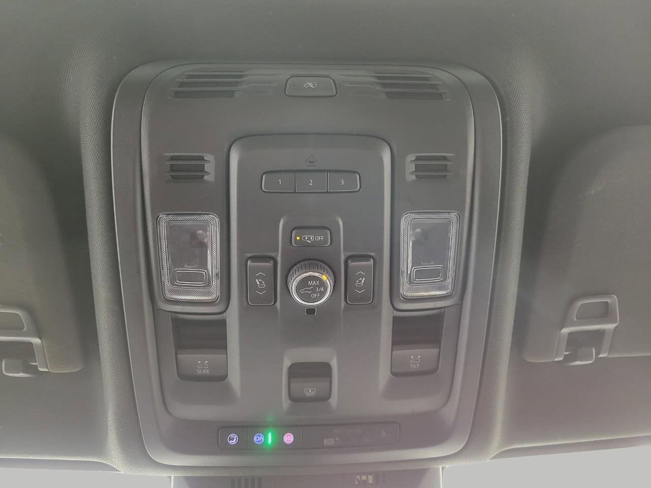 Certified 2022 Cadillac Escalade Sport image 18