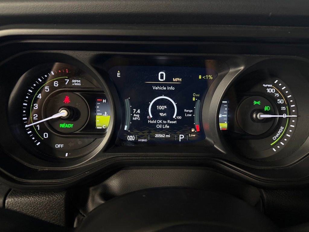 Used 2024 Jeep Wrangler Unlimited Rubicon 4xe AWD/4WD image 17