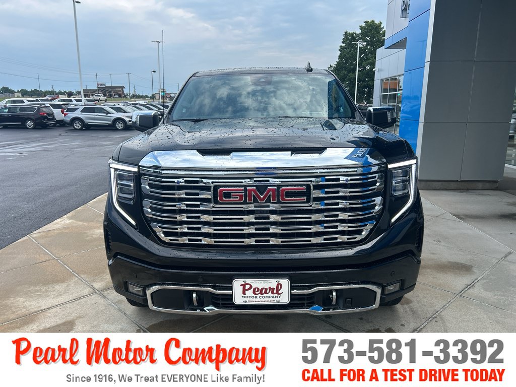 New 2026 GMC Sierra 1500 Denali w/ Technology Package AWD/4WD image 2