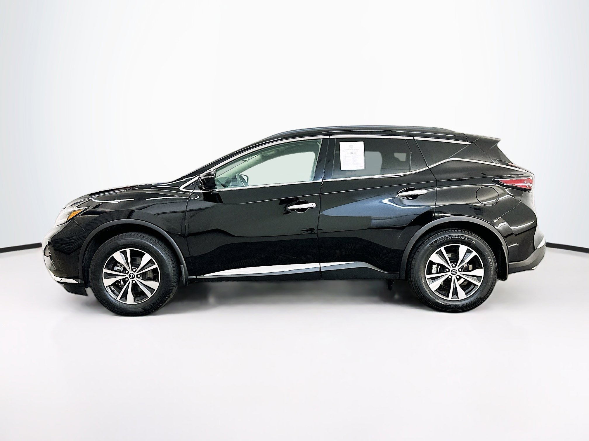 Used 2024 Nissan Murano SV image 4