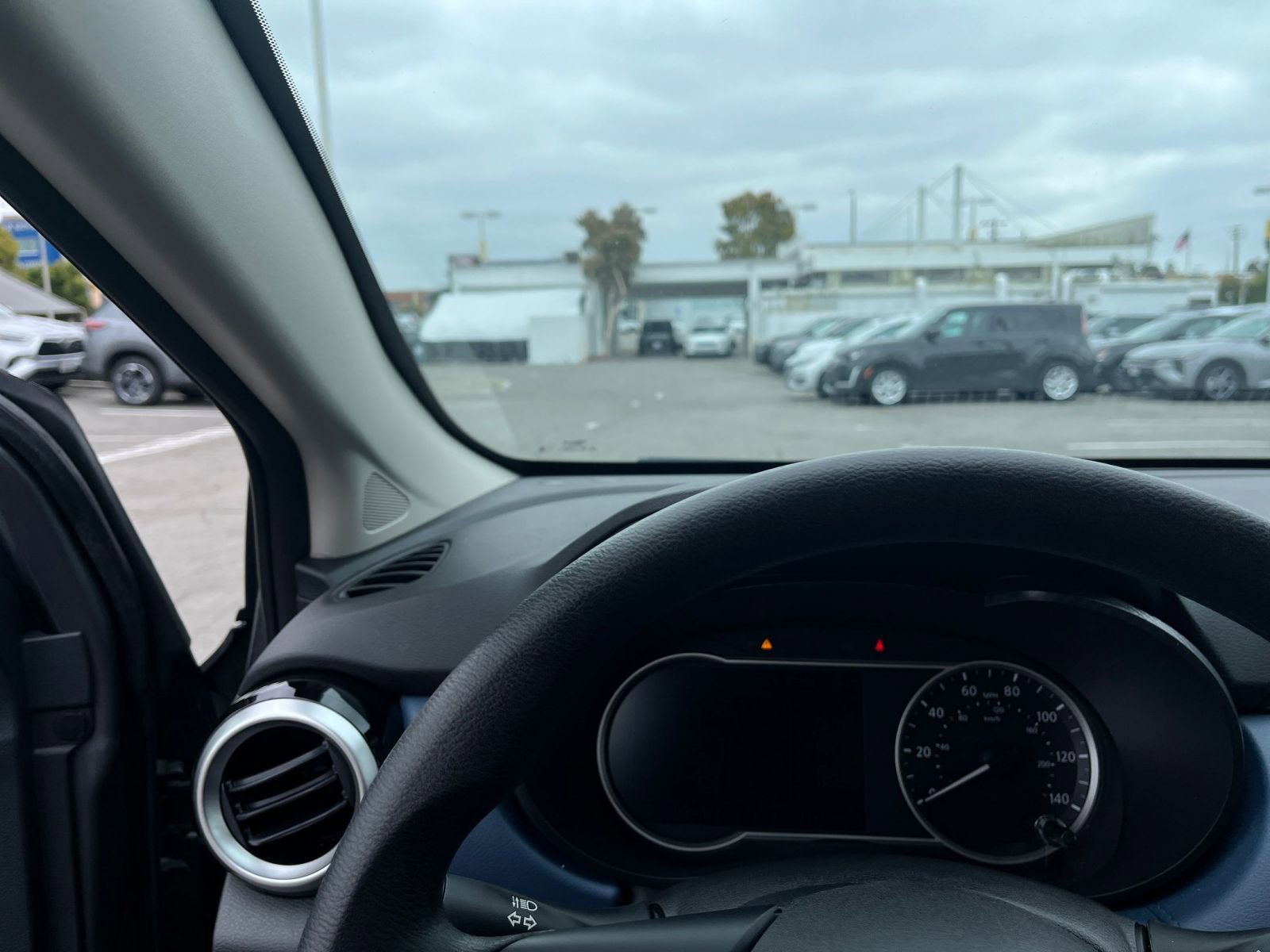 Used 2025 Nissan Versa SV FWD image 34