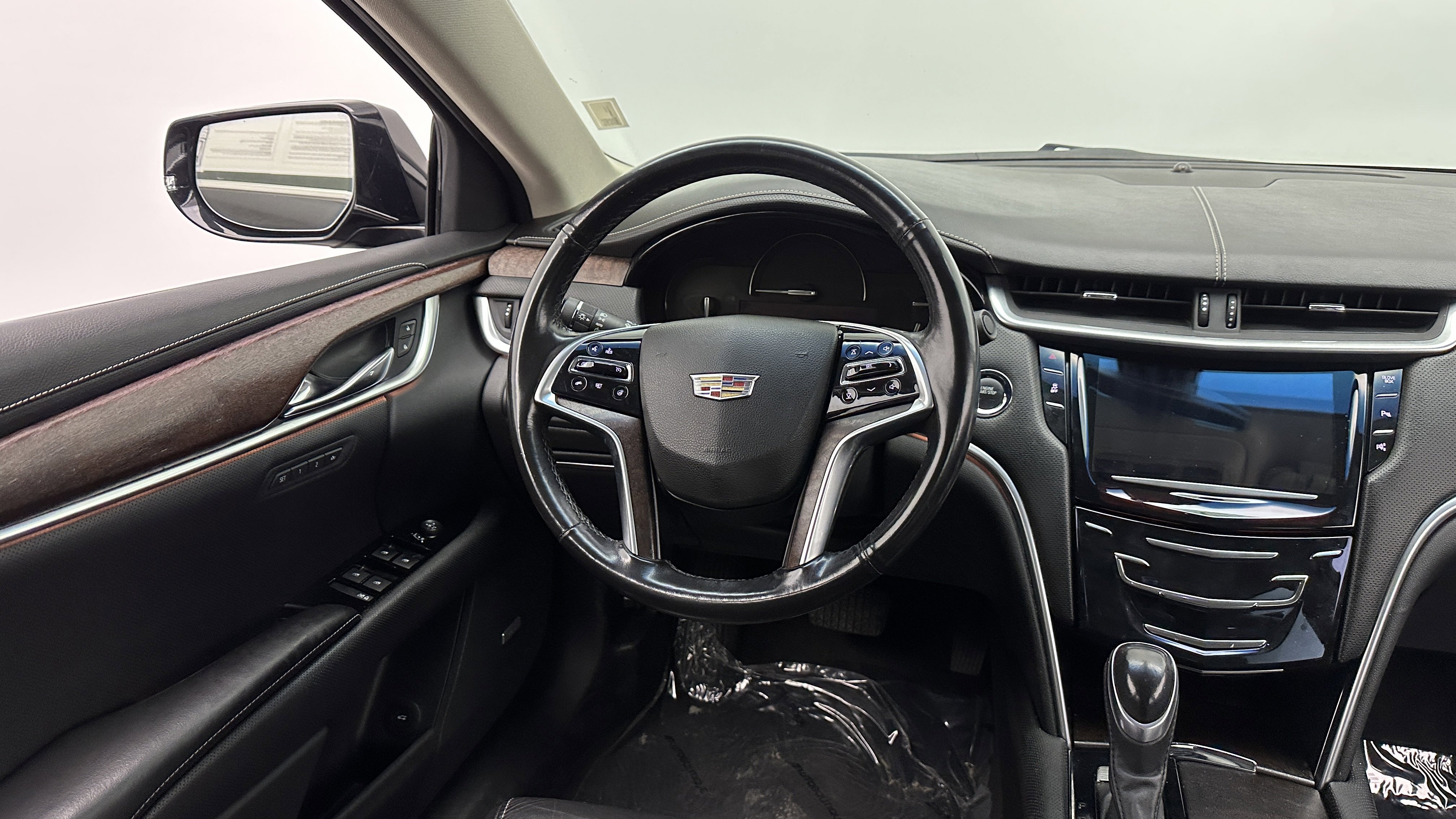 Used 2019 Cadillac XTS Luxury image 25