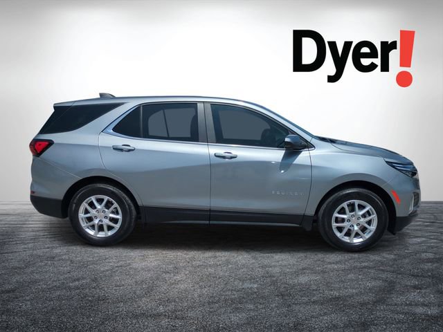 Used 2024 Chevrolet Equinox LT FWD image 2