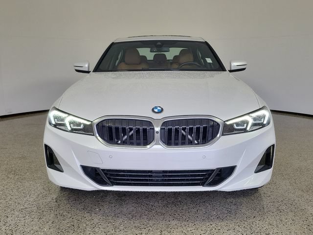 Used 2024 BMW 330i xDrive Sedan AWD/4WD image 3