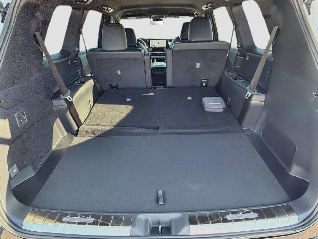 New 2026 Lexus TX 500h AWD w/ Technology Package image 12