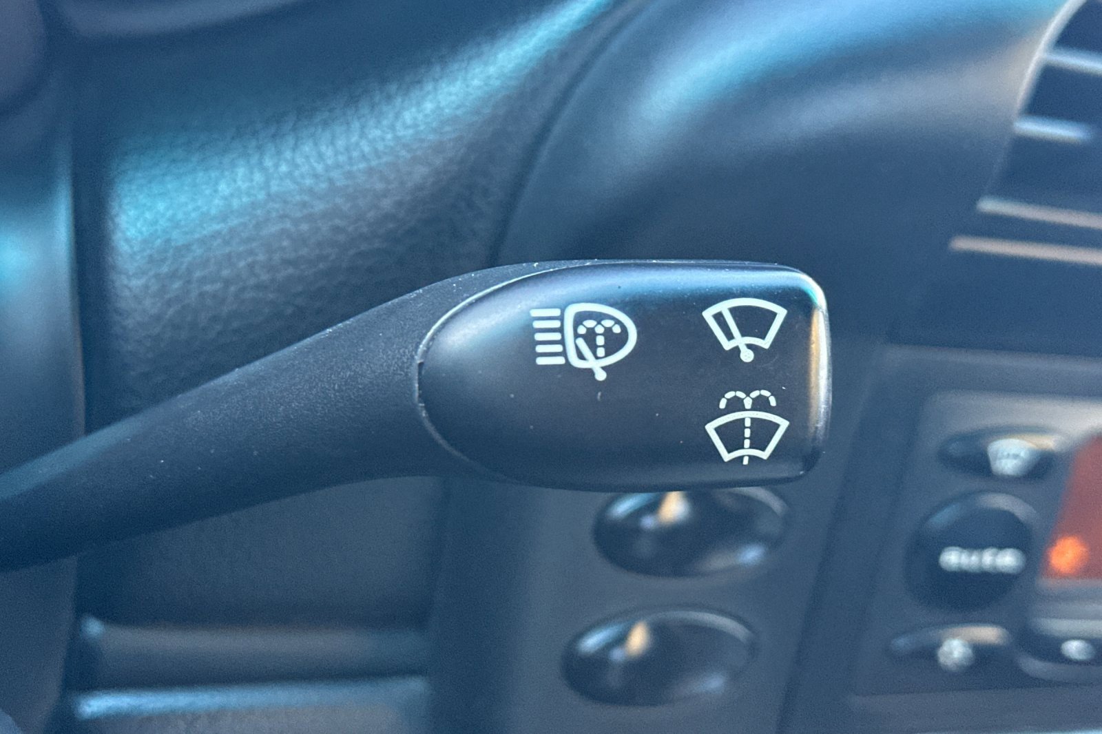 Used 2002 Porsche 911 Carrera 4 image 34