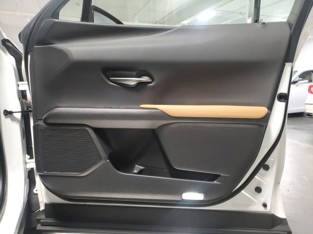 Certified 2024 Lexus UX 250h AWD w/ Premium Package image 27