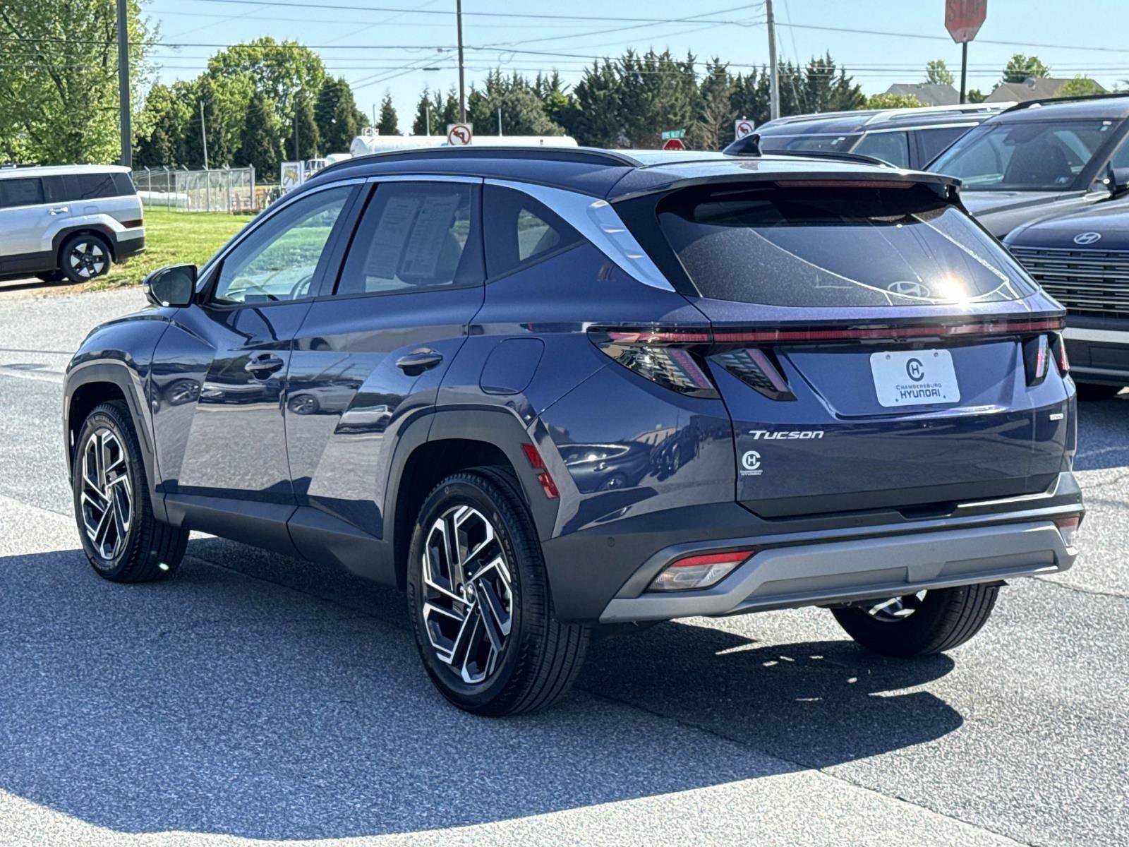 Certified 2025 Hyundai Tucson Limited AWD/4WD image 27
