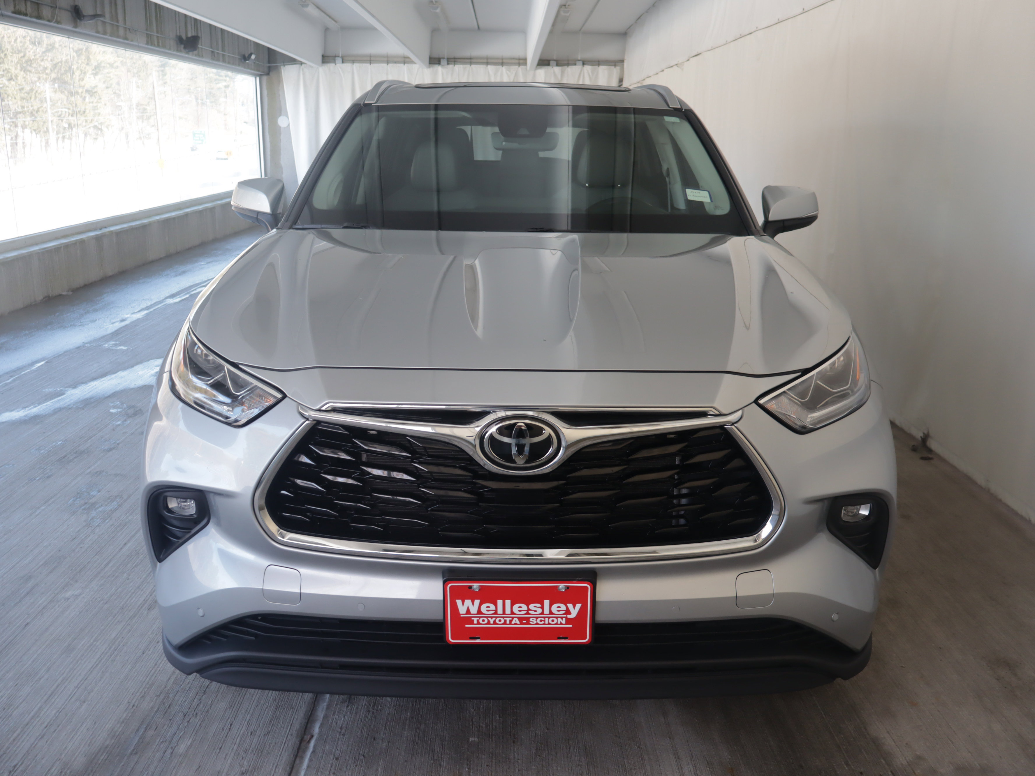 Used 2023 Toyota Highlander Limited image 23