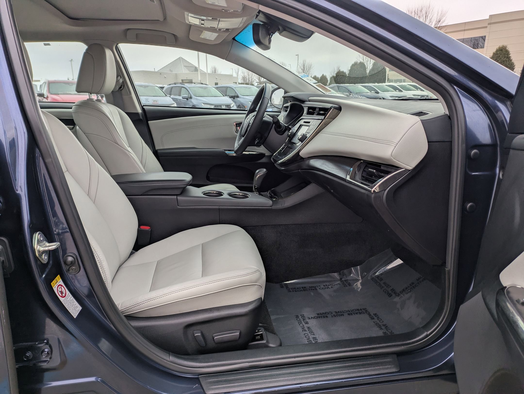 Used 2018 Toyota Avalon XLE Premium w/ All Weather Liner Package image 28