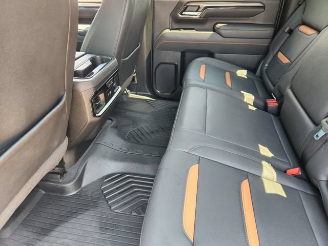 Used 2025 GMC Sierra 2500 AT4 w/ AT4 Premium Plus Package AWD/4WD image 31