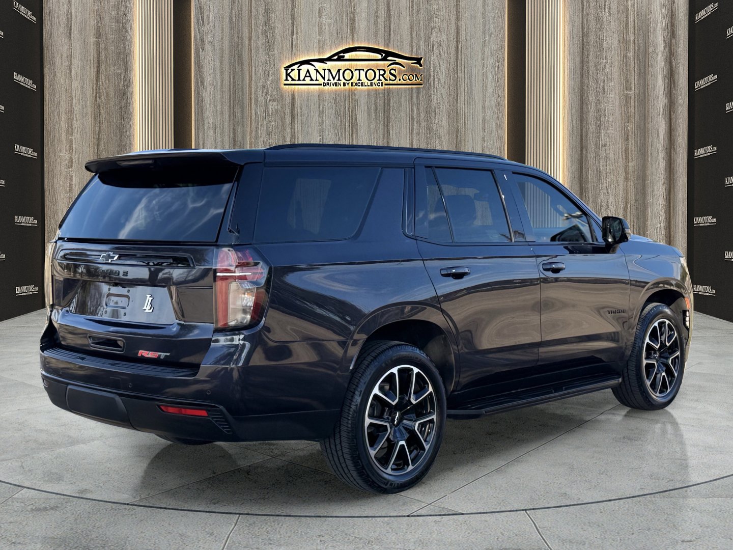 Used 2023 Chevrolet Tahoe RST w/ Luxury Package RWD image 7