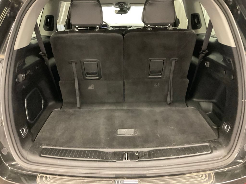 Used 2021 Jeep Grand Cherokee L Limited AWD/4WD image 9