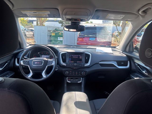 Used 2024 GMC Terrain SLE AWD/4WD image 36