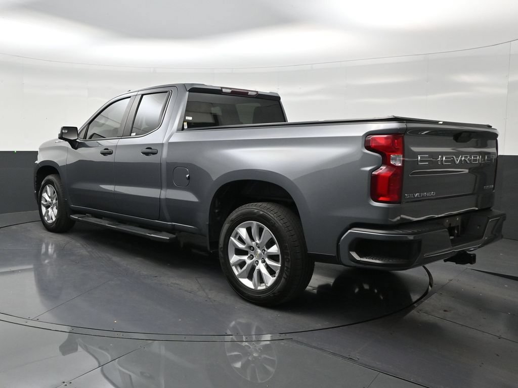 Used 2021 Chevrolet Silverado 1500 Custom RWD image 3