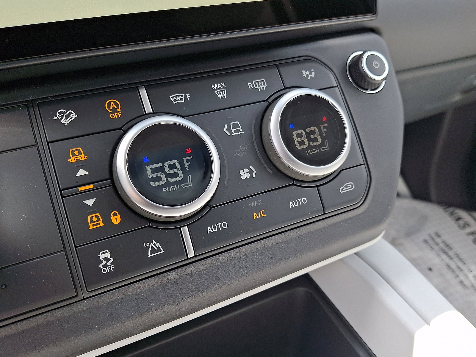 New 2026 Land Rover Defender 110 X-Dynamic SE image 14
