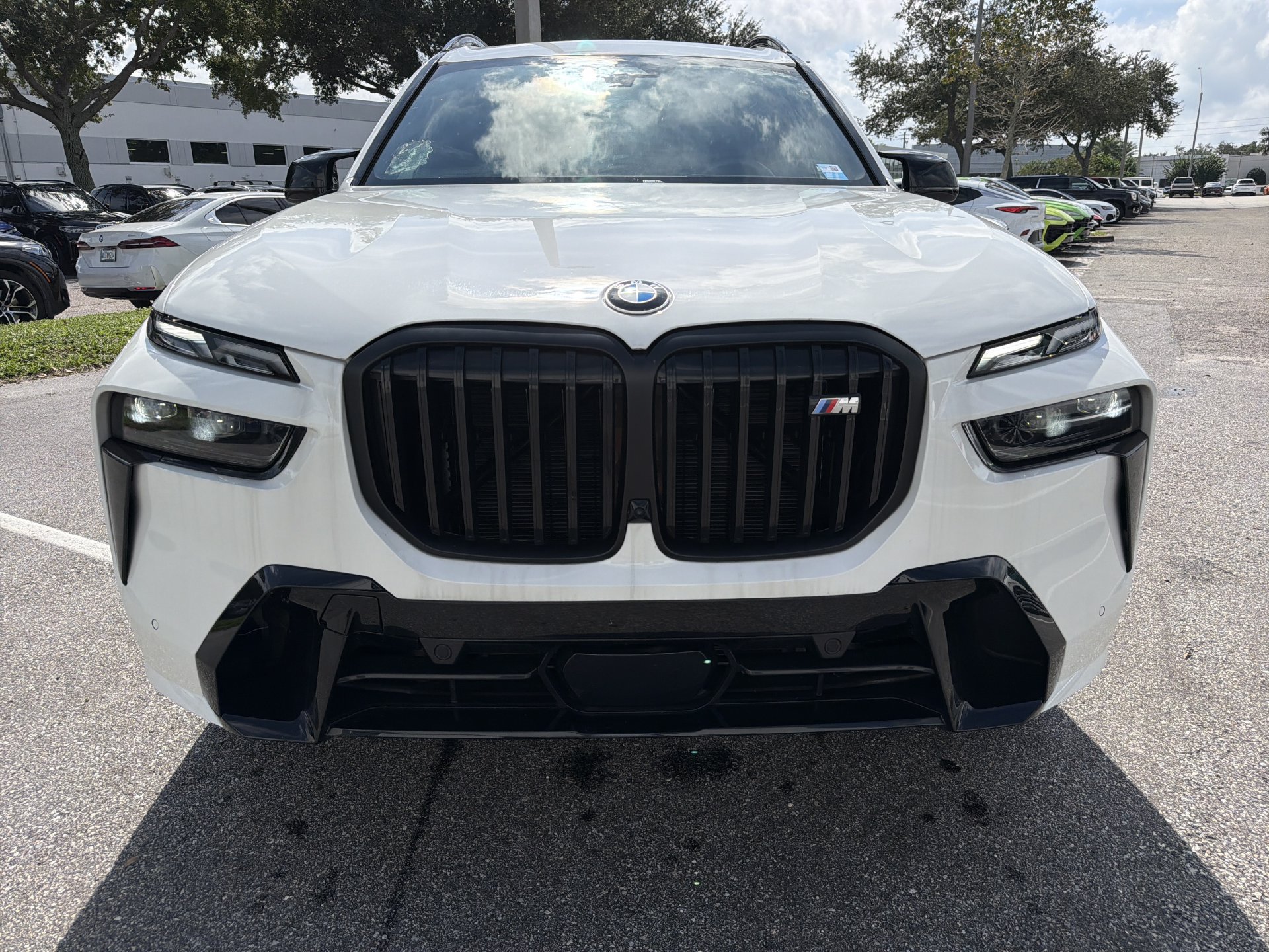 Certified 2026 BMW X7 M60i AWD/4WD image 2