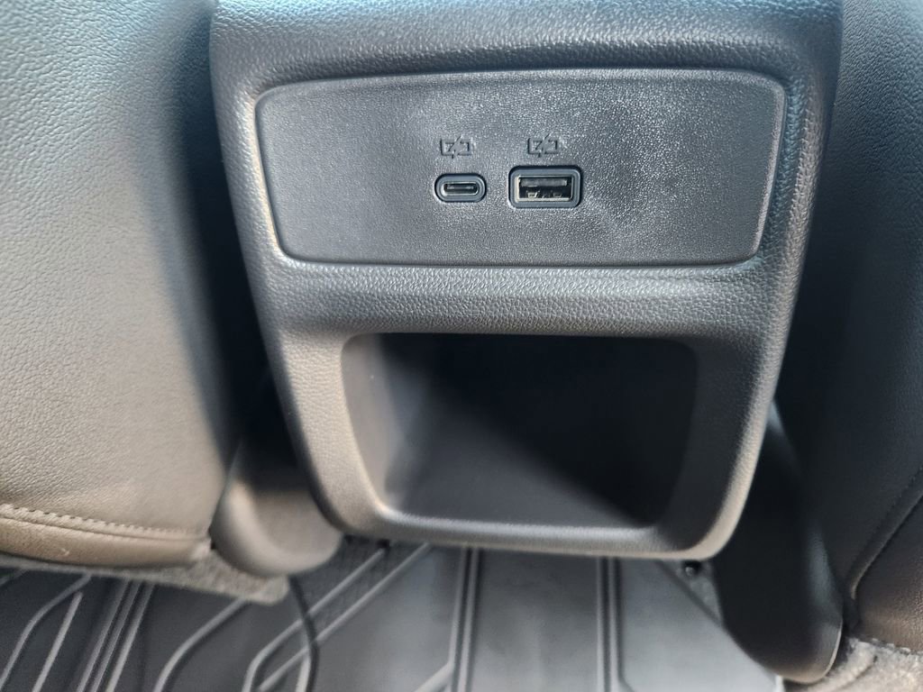 New 2026 Chevrolet Trax RS w/ Sunroof Package FWD image 10