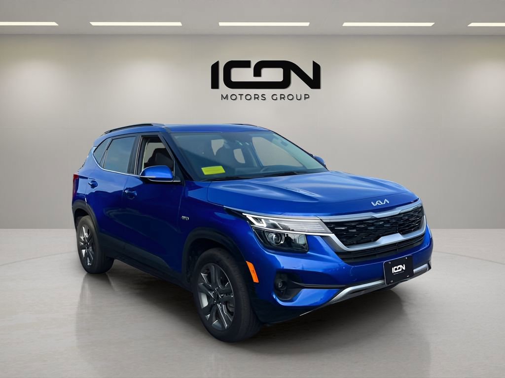 Used 2023 Kia Seltos S AWD/4WD image 7
