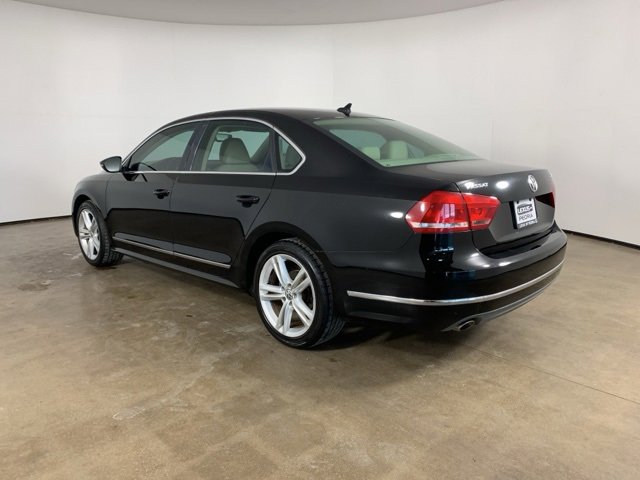 Used 2012 Volkswagen Passat TDI SEL Premium image 14