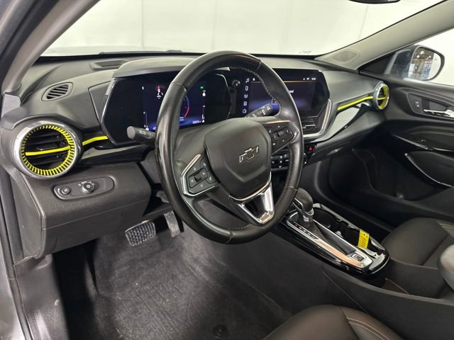 Used 2024 Chevrolet Trax ACTIV w/ Sunroof Package image 13