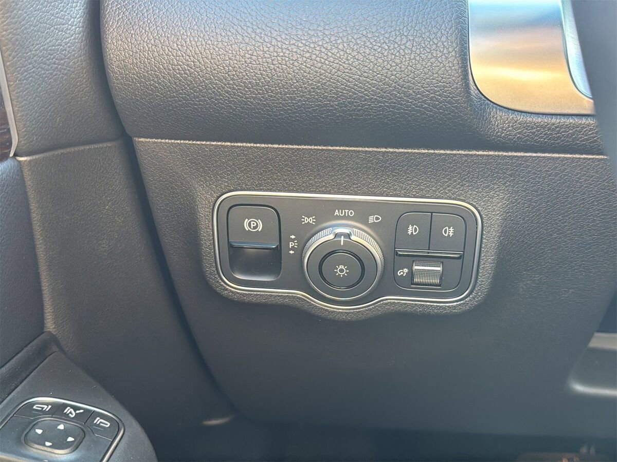 New 2026 Mercedes-Benz GLB 250 image 22