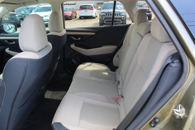 Used 2020 Subaru Outback Premium AWD/4WD image 24
