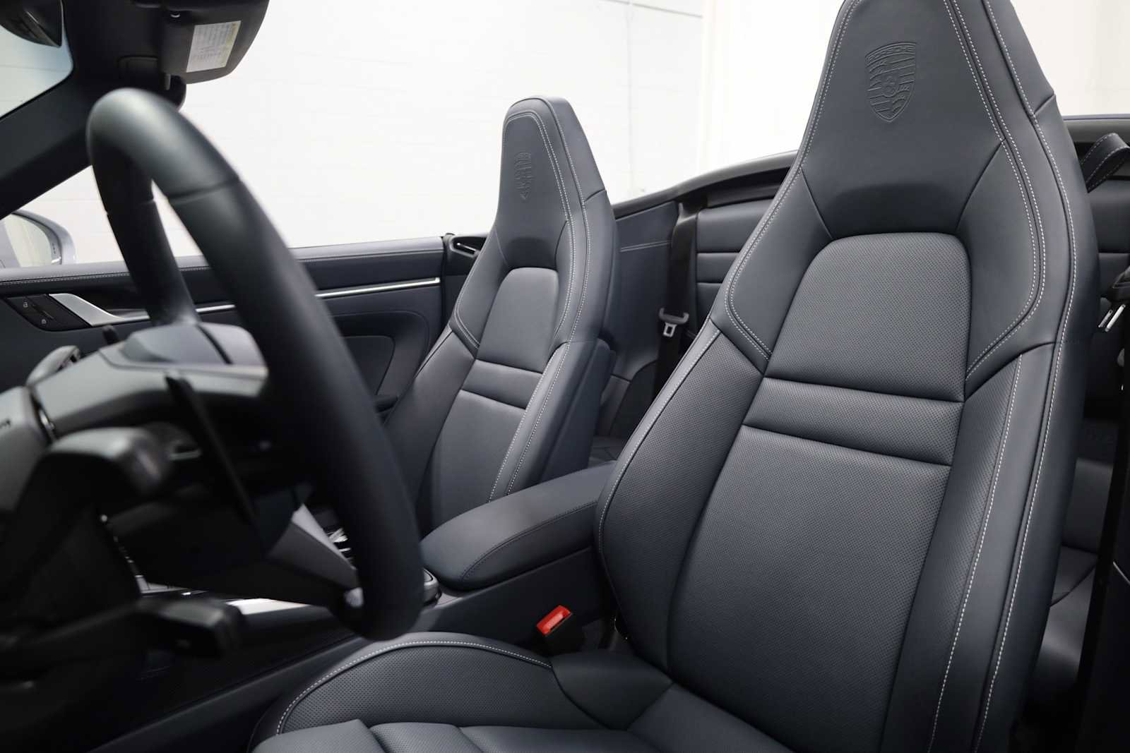 Certified 2025 Porsche 911 Carrera S image 6
