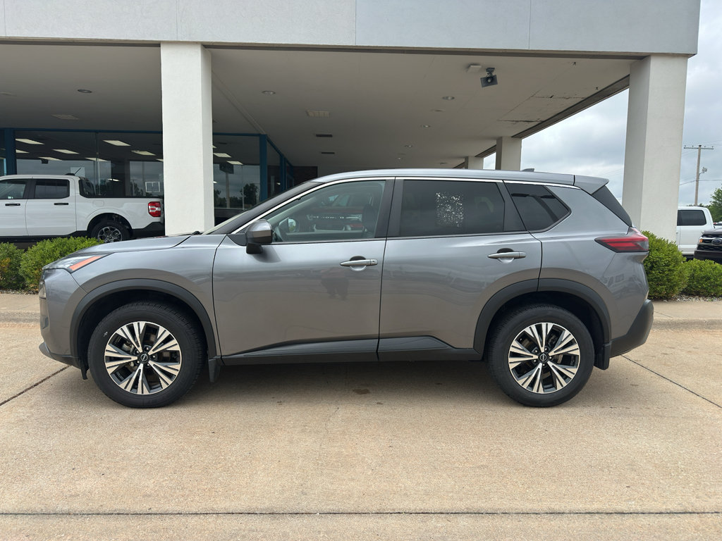 Used 2023 Nissan Rogue SV FWD image 8