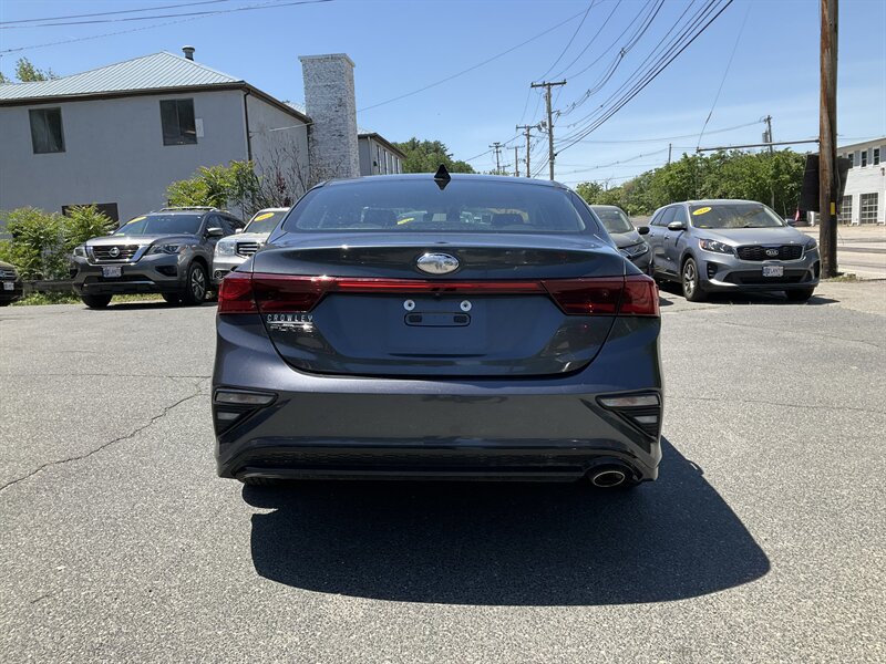 Used 2019 Kia Forte LXS FWD image 6