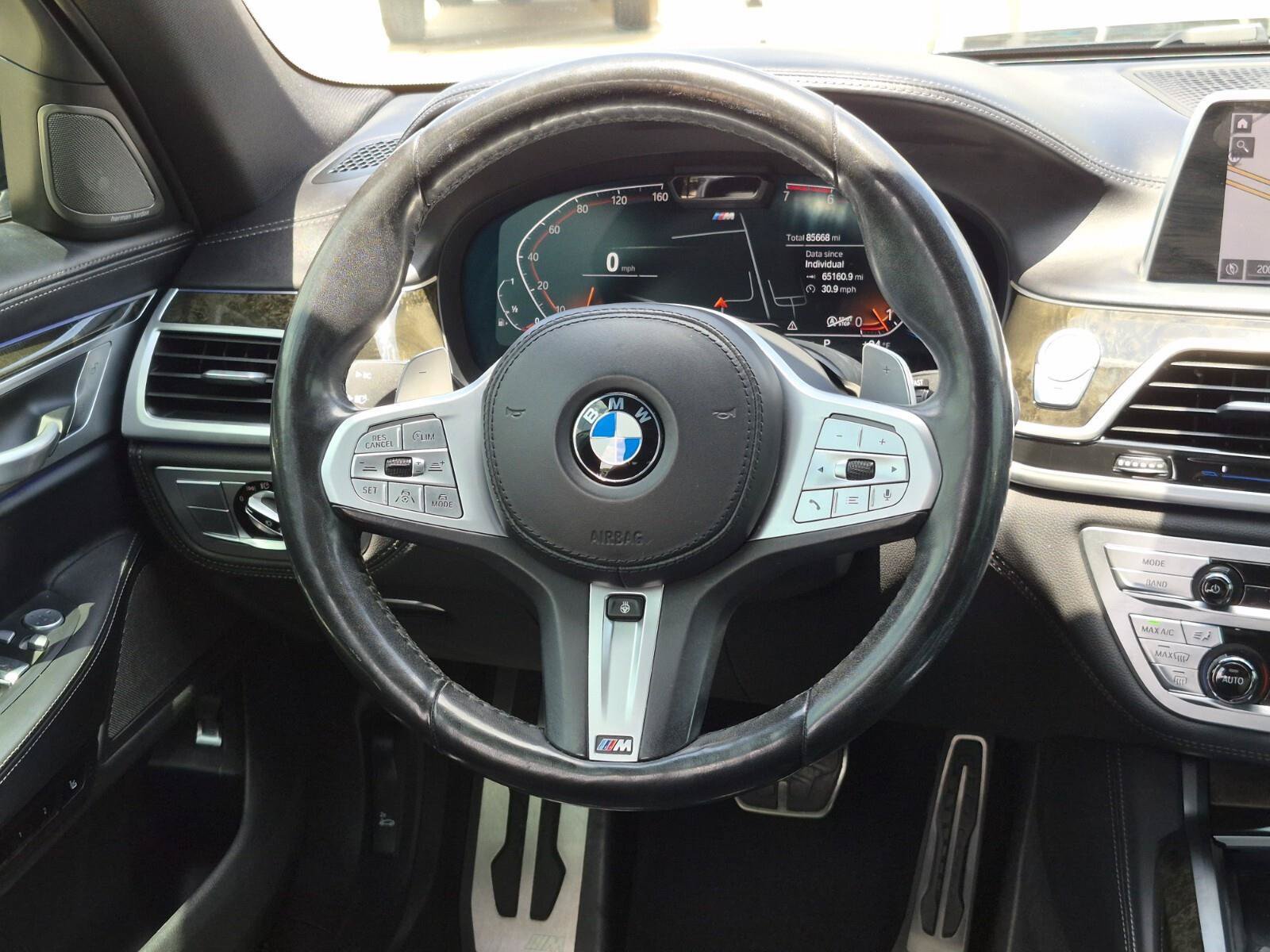 Used 2022 BMW 750i xDrive w/ Executive Package AWD/4WD image 20