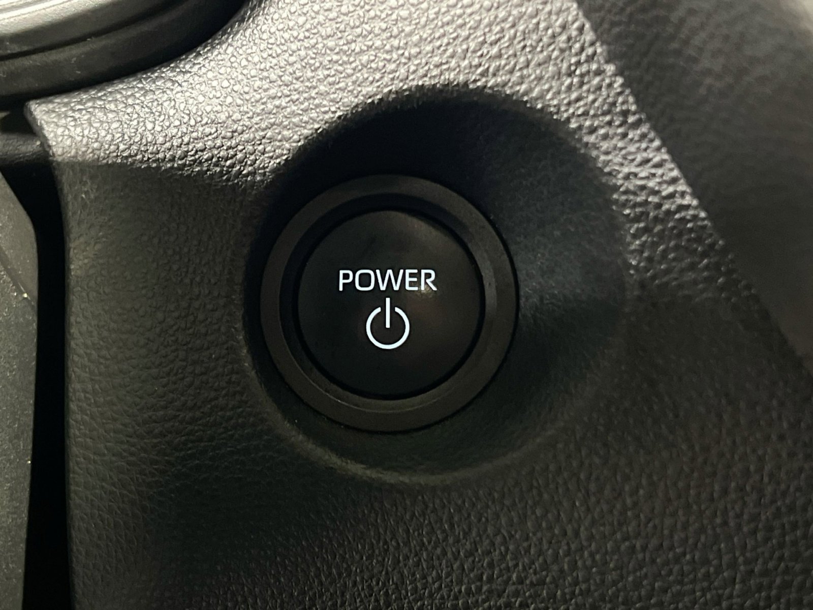 Used 2025 Toyota Corolla Cross AWD Hybrid image 35