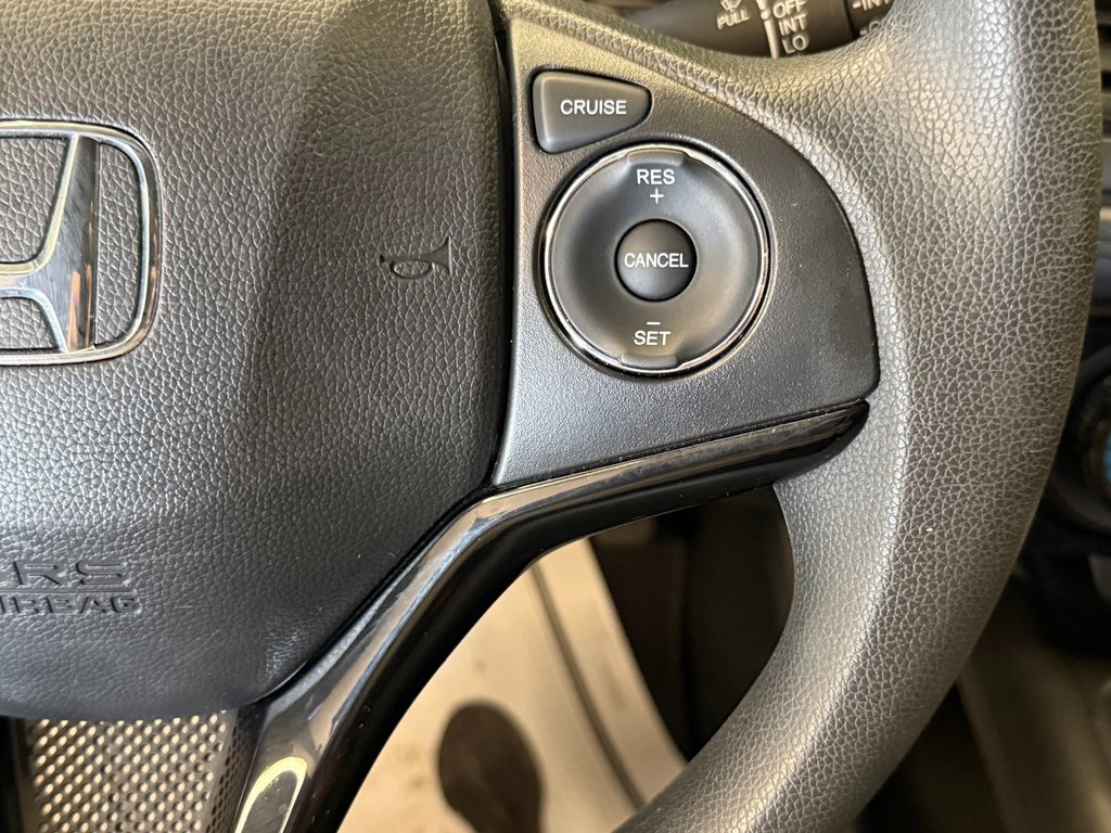 Used 2021 Honda HR-V LX image 10