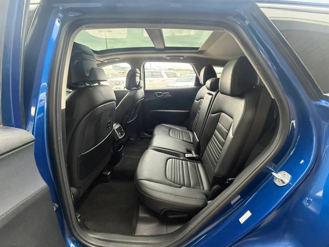 Used 2023 Kia Sportage SX FWD image 22