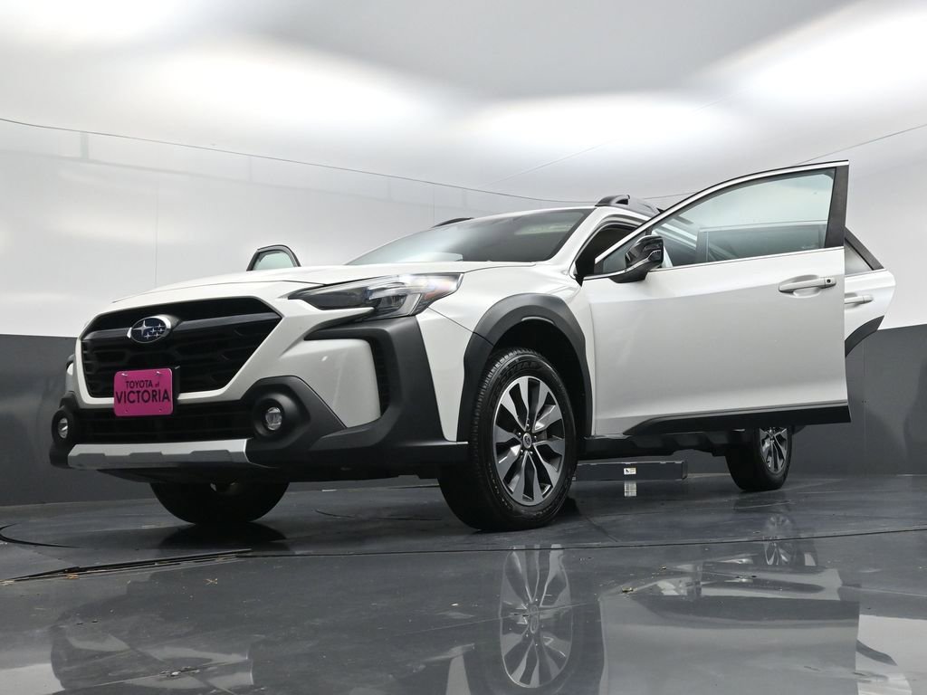 Used 2023 Subaru Outback Limited image 19