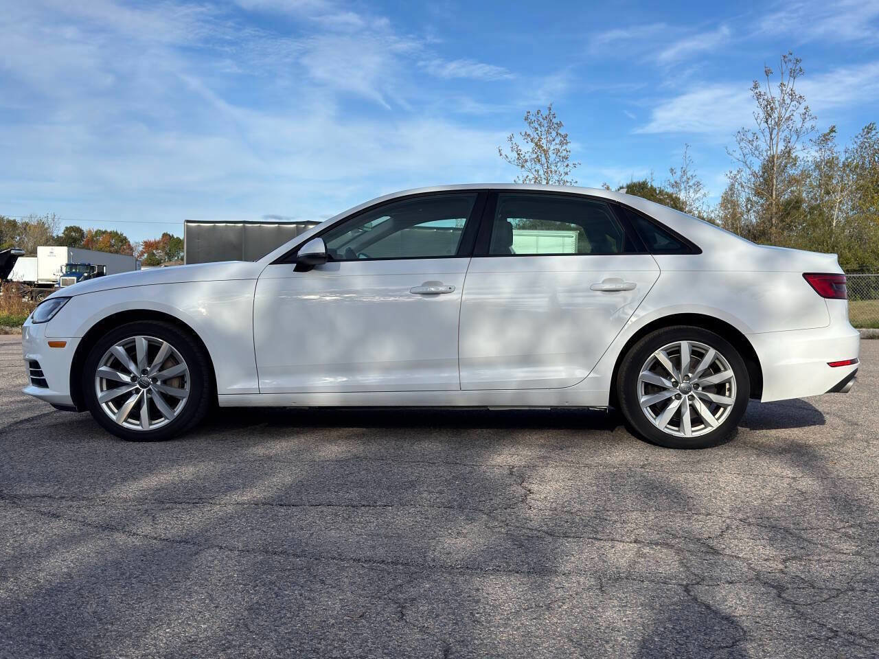 Used 2017 Audi A4 2.0T Premium w/ Audi MMI Navigation Plus image 2