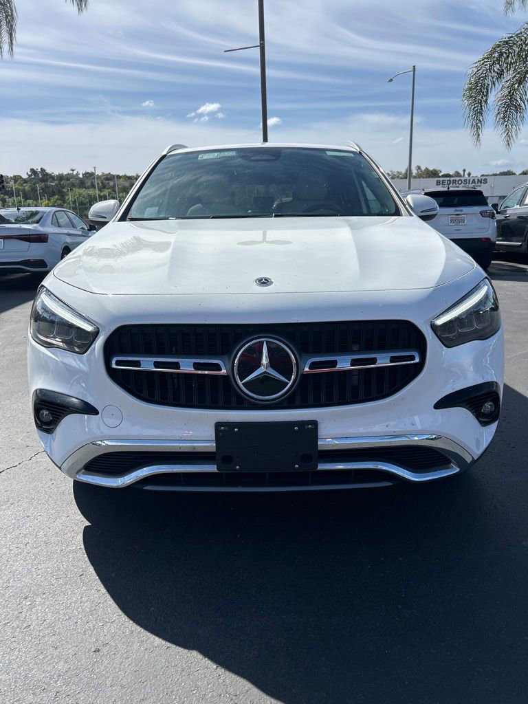 Used 2025 Mercedes-Benz GLA 250 4MATIC image 4