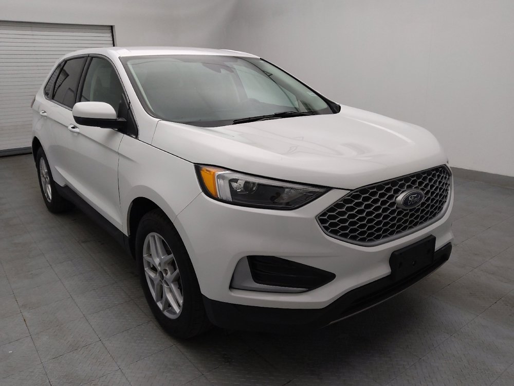 Used 2024 Ford Edge SEL image 13