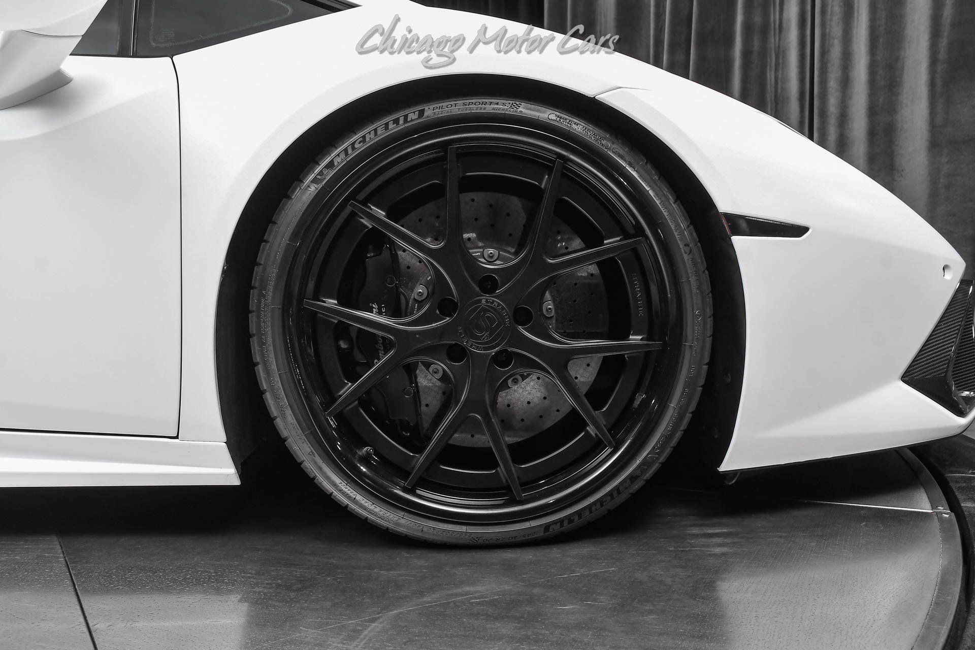 Used 2016 Lamborghini Huracan LP 610-4 AWD/4WD image 44