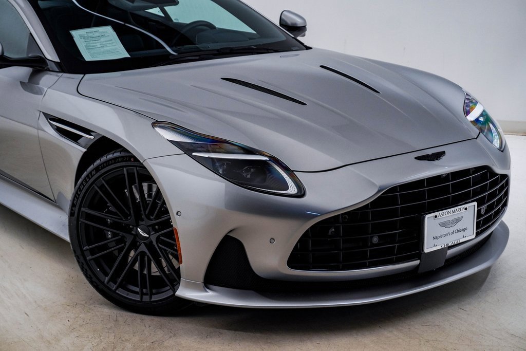 Used 2024 Aston Martin DB12 Coupe image 4