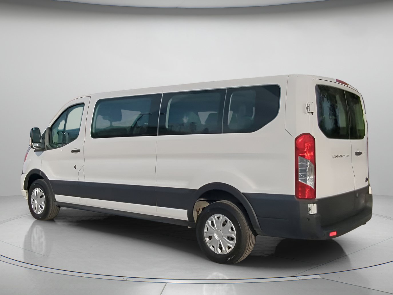 Certified 2022 Ford Transit 350 XLT image 19