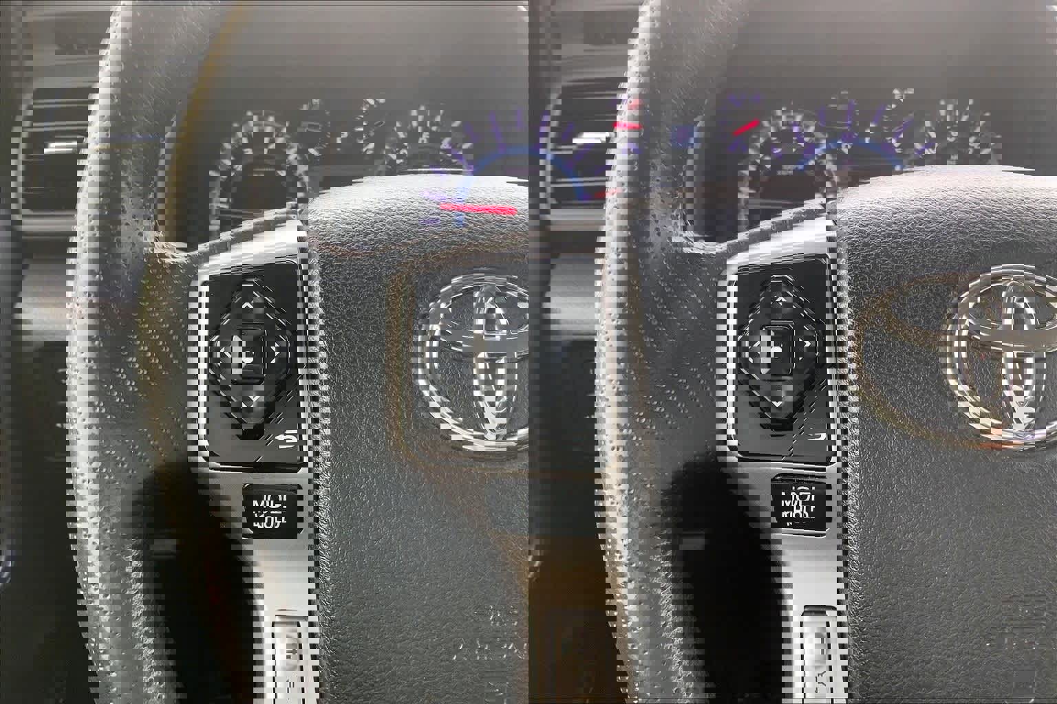 Used 2018 Toyota 4Runner Limited image 25