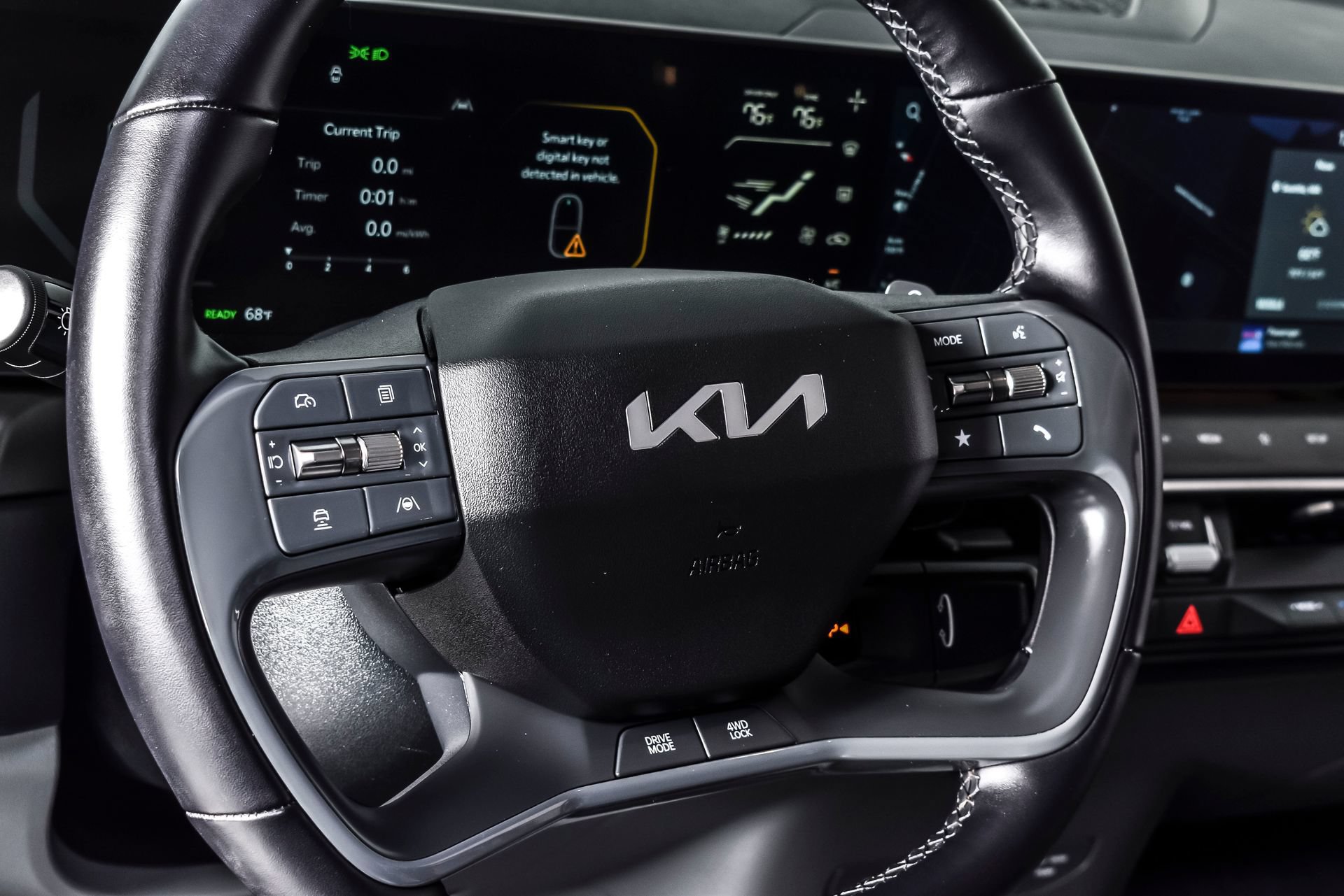 Used 2024 Kia EV9 Land AWD/4WD image 17
