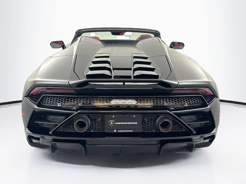 Used 2021 Lamborghini Huracan EVO RWD image 6