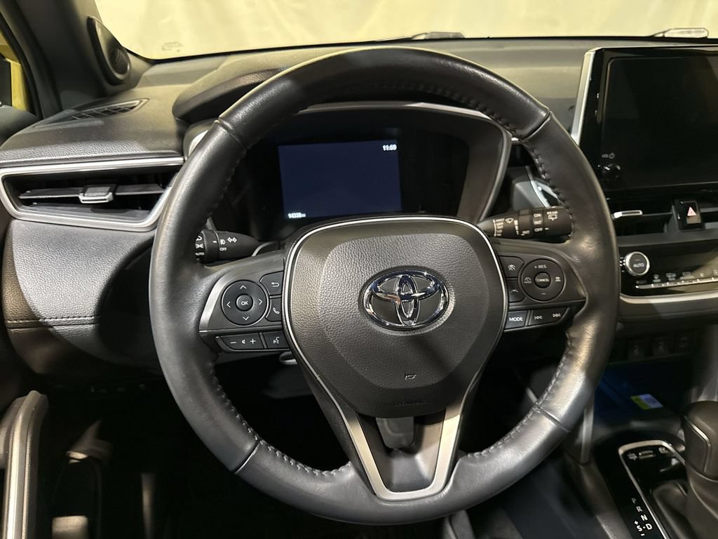 Used 2023 Toyota Corolla Cross AWD Hybrid w/ Convenience Package image 11