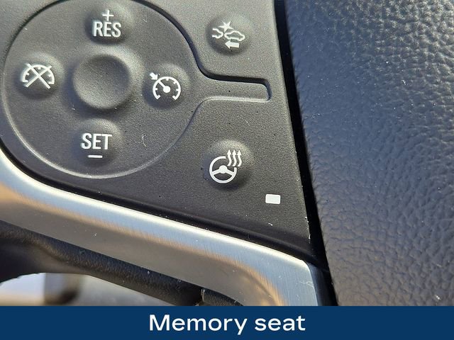 Used 2024 GMC Terrain SLT AWD/4WD image 11