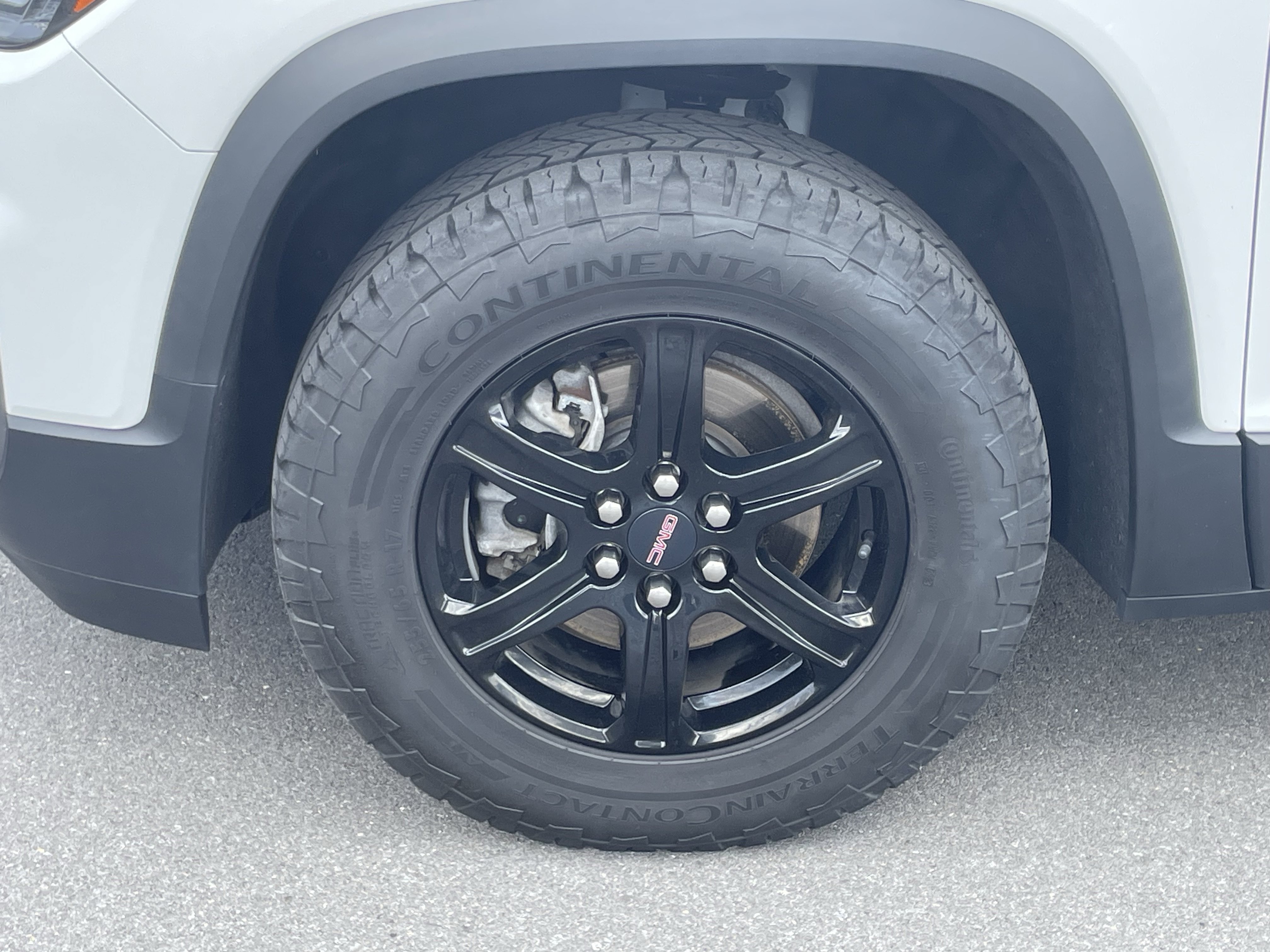 Used 2023 GMC Acadia AT4 w/ Preferred Package AWD/4WD image 11