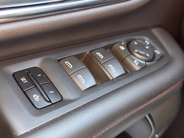 Used 2022 Chevrolet Tahoe RST AWD/4WD image 18