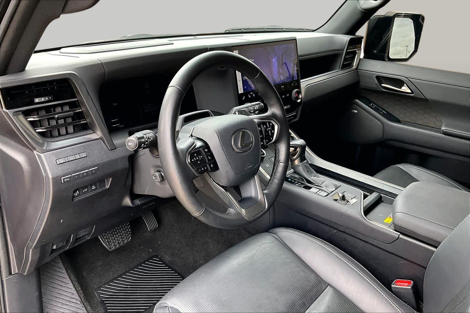 Certified 2025 Lexus GX 550 w/ Accessory Package (2T) AWD/4WD image 18